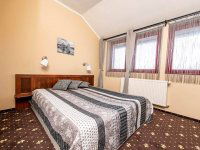 Eladó üzlethelyiség