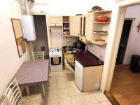 Eladó téglalakás, VI. kerületben 74.5 M Ft, 1 szobás