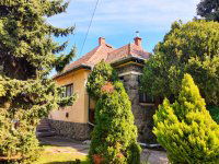 Eladó családi ház, Szentendrén 169 M Ft, 4 szobás