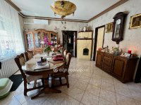 Eladó családi ház, Kiskunlacházán 69.9 M Ft, 2 szobás