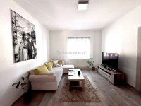 Eladó téglalakás, Pécsett 64.99 M Ft, 2 szobás