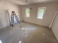 Eladó ikerház, Tiszakécskén 59.9 M Ft, 2 szobás