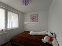 Eladó családi ház, Pomázon 199.5 M Ft, 6 szobás