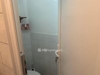 Eladó családi ház, Pécsett 60 M Ft, 3 szobás