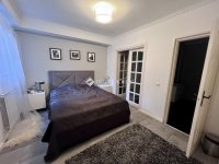 Eladó családi ház, II. kerületben 298 M Ft, 8 szobás