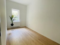 Eladó téglalakás, Pécsett 69.9 M Ft, 3 szobás