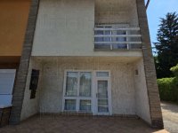 Eladó családi ház, Balatonbogláron 99.9 M Ft, 4 szobás