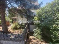 Eladó családi ház, Úrin 74.9 M Ft, 6 szobás