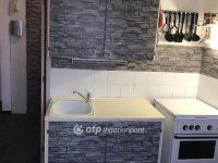 Eladó panellakás, Pécsett 44.5 M Ft, 2 szobás