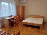 Kiadó téglalakás, albérlet, Pécsett 230 E Ft / hó, 3 szobás
