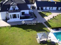 Eladó családi ház, Tápióbicskén 542.812 M Ft, 5 szobás