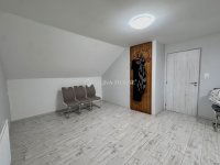 Eladó családi ház, Hódmezővásárhelyen 93.5 M Ft, 5 szobás