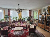 Eladó családi ház, Budakeszin 179.7 M Ft, 9 szobás