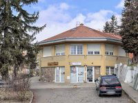 Eladó üzlethelyiség