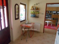 Eladó családi ház, XXIII. kerületben 95.9 M Ft, 8 szobás