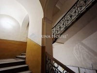 Eladó téglalakás, VI. kerületben 65 M Ft, 1 szobás