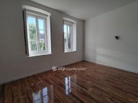 Eladó családi ház, Véménden 81.9 M Ft, 4 szobás