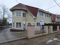 Eladó családi ház, XIV. kerületben 275 M Ft, 9 szobás