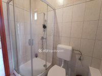 Eladó családi ház, Vértesbogláron 89.9 M Ft, 8 szobás