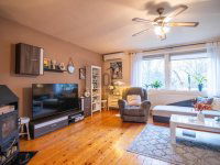 Eladó családi ház, Sóskúton 129.9 M Ft, 7 szobás