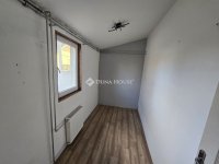 Eladó családi ház, Szegeden 53 M Ft, 4 szobás