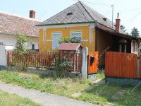 Eladó családi ház