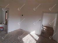 Eladó családi ház, Zalabaksán 18 M Ft, 4 szobás