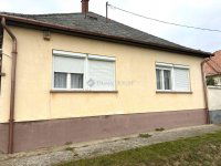 Eladó családi ház, Fajszon 25 M Ft, 3 szobás