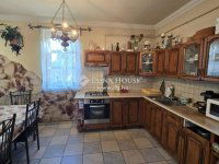 Eladó családi ház, Kecskeméten 89.9 M Ft, 4 szobás