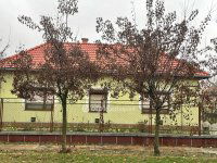 Eladó családi ház