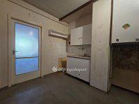 Eladó panellakás, Pápán 26.5 M Ft, 1+1 szobás