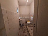 Eladó családi ház, Monoron 69.9 M Ft, 6 szobás