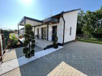 Eladó családi ház