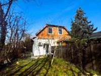 Eladó családi ház, III. kerületben 76 M Ft, 2 szobás