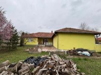 Eladó családi ház, Mohácson 125 M Ft, 3 szobás