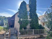 Eladó családi ház, Pécsett 72 M Ft, 3 szobás