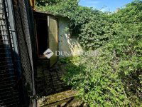 Eladó családi ház, Pécsett 19.9 M Ft, 5 szobás