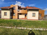 Eladó családi ház, Sándorfalván 135 M Ft, 6+4 szobás