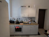 Eladó téglalakás, XIII. kerületben 140 M Ft, 7 szobás