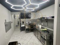 Eladó üzlethelyiség