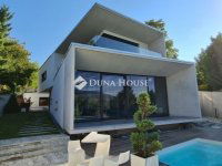 Eladó családi ház, III. kerületben 480 M Ft, 6 szobás