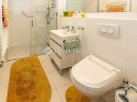 Eladó téglalakás, Siófokon 119 M Ft, 3 szobás