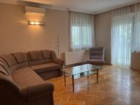 Kiadó téglalakás, albérlet, Debrecenben, Nagyerdei körúton