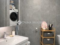 Eladó téglalakás, Szegeden 145 M Ft, 4 szobás