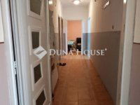 Eladó téglalakás, Kecskeméten 65.9 M Ft, 4 szobás