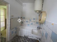 Eladó családi ház, Harkányban 37 M Ft, 4 szobás