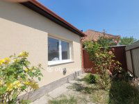 Eladó családi ház, Jászberényben 43.5 M Ft, 2+1 szobás