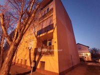 Eladó téglalakás, Nyíregyházán 35.9 M Ft, 2 szobás