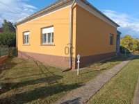 Eladó családi ház, Tótszentmártonon 24.9 M Ft, 7 szobás