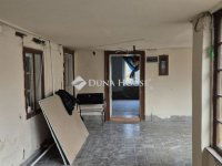 Eladó családi ház, Szentesen 36.9 M Ft, 5 szobás